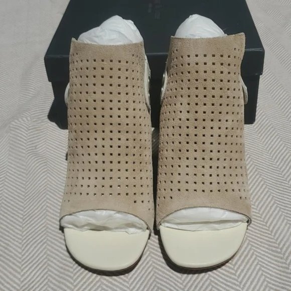 rag & bone Shoes - Rag & Bone Leigh heeled sandal size 9 (39)